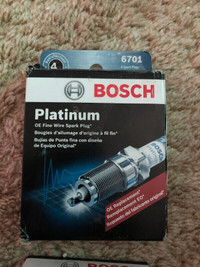 NEW Bosch 6701 Platinum Spark Plug (Pack of 4)