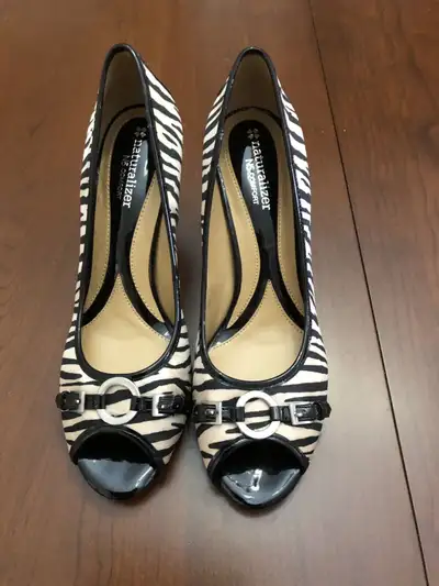 Naturalizer High Heels Size 9, View more