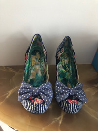 Souliers/ shoes Irregular choice