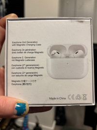 Apple AirPods Pro 2nd Gen w/ magnet charge case