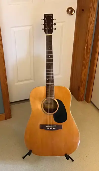 Guitare Mansfield F-115, View more