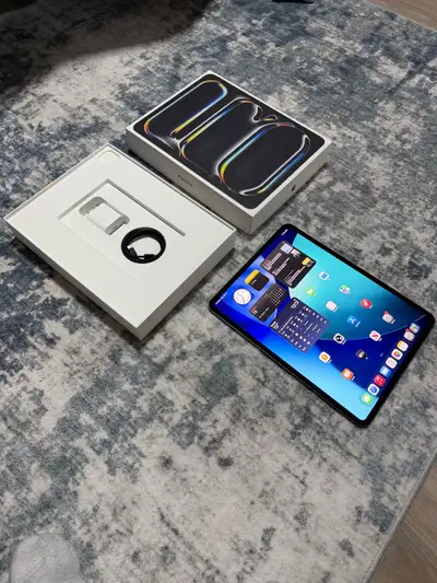 New M5 13” Ipad Pro Wifi + Cellular 256gb, View more