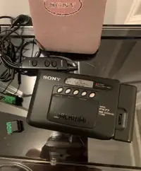 SONY Walkman WM-FX77 Portable Radio Cassette Player 