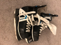 Hockey Skates, Youth size 4