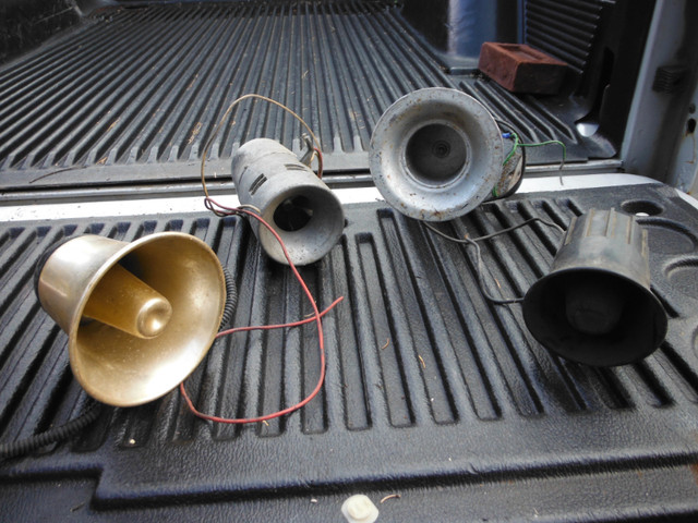Vintage Klaxon Horn - Ahooga Horn & PA Speakers For Car or Truck in Other Parts & Accessories in Markham / York Region - Image 3