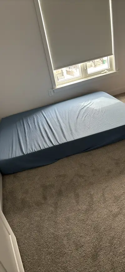 Private room for rent in orleans Parking available Rent is 850 everything included hydro /internet S...
