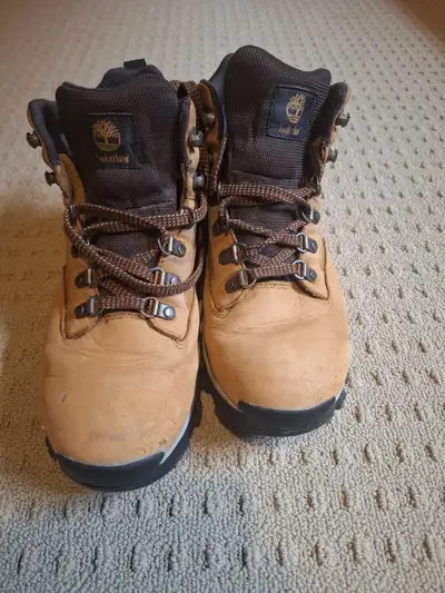 Timberland size 8 hiking boots, View more