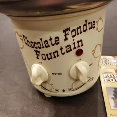 Fontaine à fondu au chocolat, View more