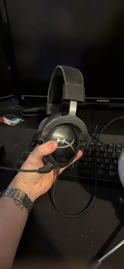 Hyper x cloud- gaming headset, View more