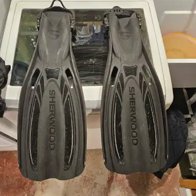 scuba diving fins, View more