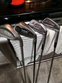 Golf Irons: 5/7/Wedge - Right Handed 