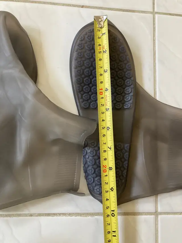 Waterproof anti-slip Rain Boot Shoe Cover in Women's - Shoes in City of Toronto - Image 5