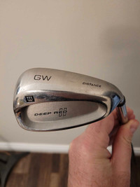 Wilson Deep Red Gap Wedge Golf Club