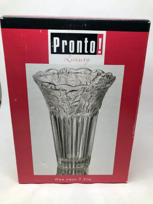 Pronto Luxury Glass vase 7.5 inches tall - NIB62863271930114122