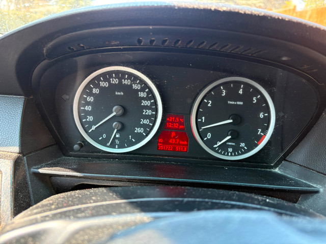 2006 BMW 525i in Cars & Trucks in Calgary - Image 3