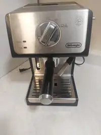 DeLonghi espresso and cappuccino machine.