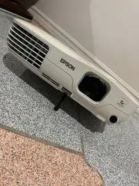 Fully Functioning Projector 