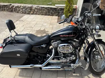 883cc xl Not a single issue with it! Upgrading bigger that’s all Perfect condition!!