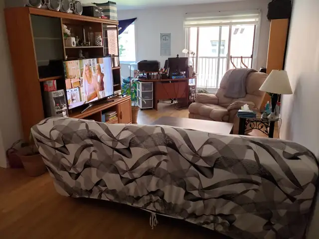 Pointe-aux-Trembles beau grand 4 1/2 situé à l'étage