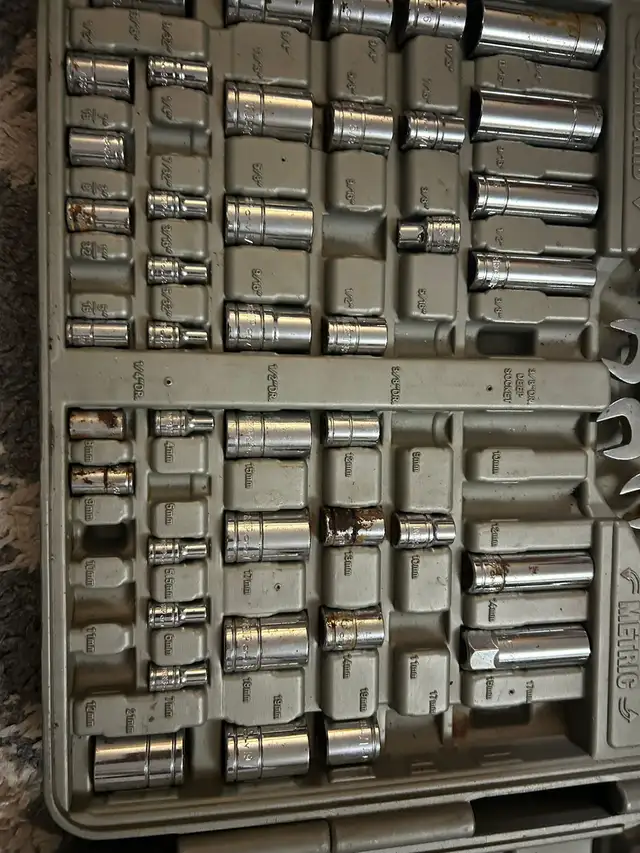 Standard Tool Set in Hand Tools in City of Toronto - Image 2
