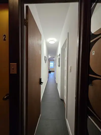 595 Dufferin Street – Main Floor Rent: $3,400 (ALL UTILITIES INCLUDED) Available: Immediately Bright...