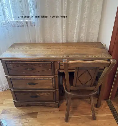 Bedroom furniture / Meubles de chambre, View more