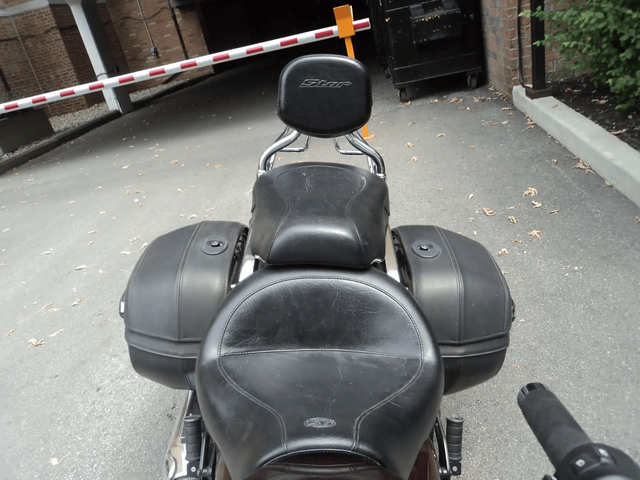 2017 Yamaha V-Star 950 Touring Edition in Touring in Ottawa - Image 10