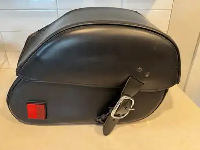 Motorcycle Saddle Bags in Motorcycle Parts & Accessories in Red Deer - Image 4