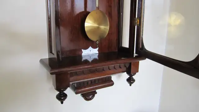 FANTASTIC LG ANTIQUE 1909 WATERBURY PICTOU 50“ 8 DAY WALL CLOCK in Home Décor & Accents in Ottawa - Image 7