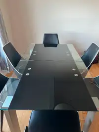 Kitchen Glass extendable dining table set