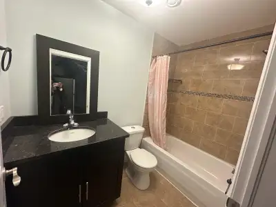 Now available is a modern, fully furnished studio apartment located in Walsh Court, Halifax. It is p...