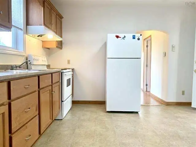 Room for Rent in Room Rentals & Roommates in Truro - Image 9
