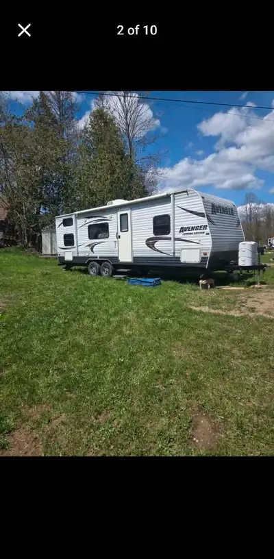 2013 primetime avenger. 26". Everything is in good condition. Queen bed in the front and bunks in th...