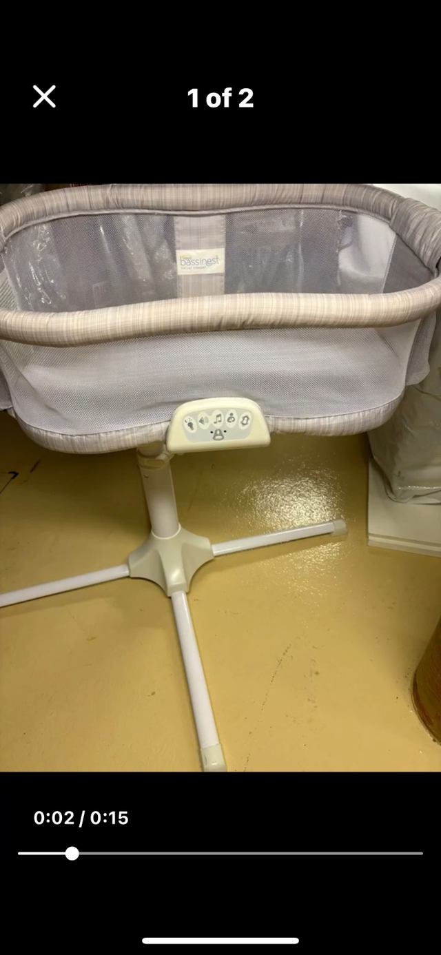 Bassinet in Cribs in City of Montréal - Image 2