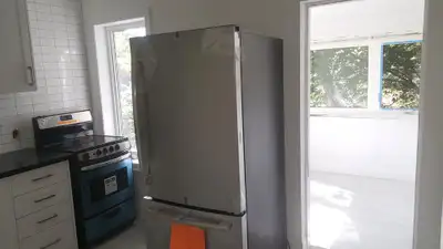 Three Bedroom Available for Rent on Ossington in Toronto