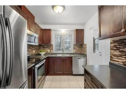 2 bedroom, 2 barhroom - walkout basement for rent in Long Term Rentals in Kitchener / Waterloo - Image 19