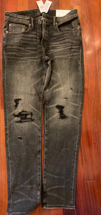 AE jeans men’s brand new 31/32
