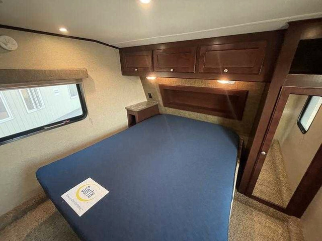 2013 Heartland elkridge E22 in Travel Trailers & Campers in Calgary - Image 3