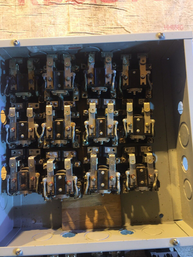 Boite électrique timer mécanique. dans Électricité  à Laurentides - Image 4