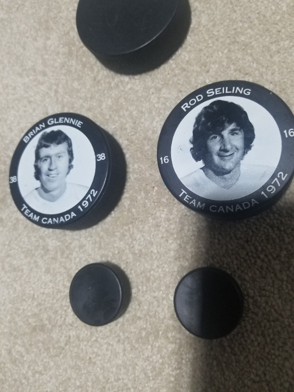 Hockey Pucks in Hockey in Ottawa - Image 2