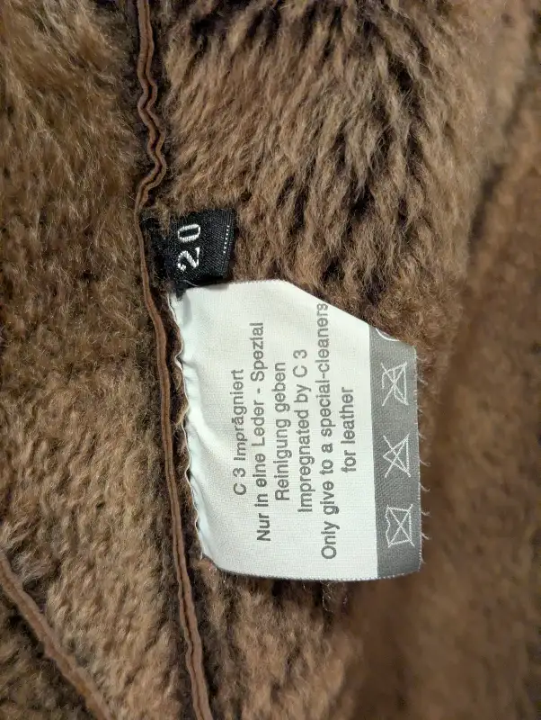 Shearling coat by Christ German leather in Women's - Tops & Outerwear in Kitchener / Waterloo - Image 9