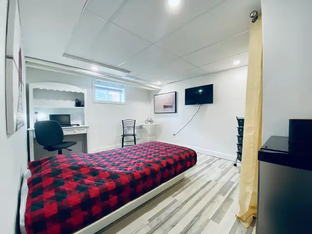Chambre à louer pour travailleur , étudiant et retraité in Room Rentals & Roommates in Québec City - Image 18