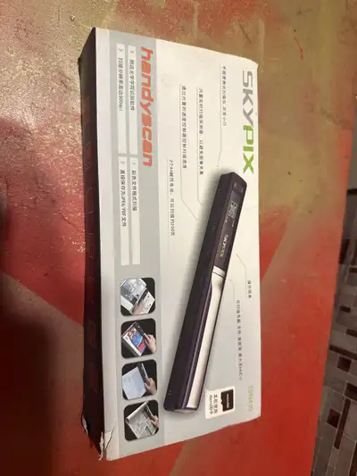 This SkyPix handyScan TS410 is a portable scanner that delivers quality scans on the go. It has been...