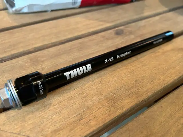 Thule Syntace X-12 Axle Adapter – Model 20100765 in Frames & Parts in Markham / York Region - Image 2