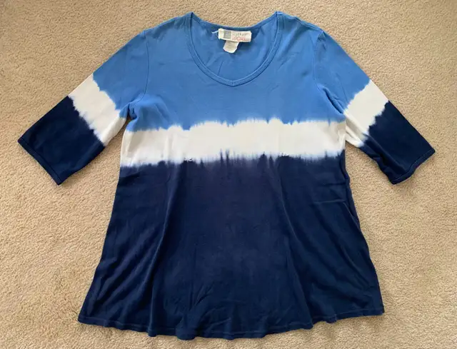 3/4 sleeve maternity top in Women's - Maternity in Oakville / Halton Region - Image 2