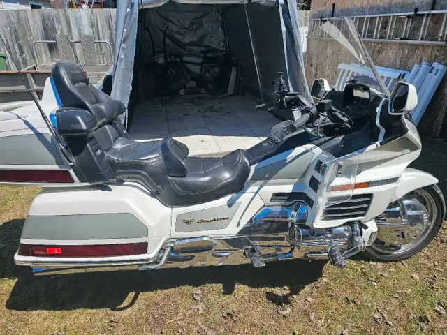 Goldwing gl1500 2000 in Touring in Laval / North Shore - Image 3
