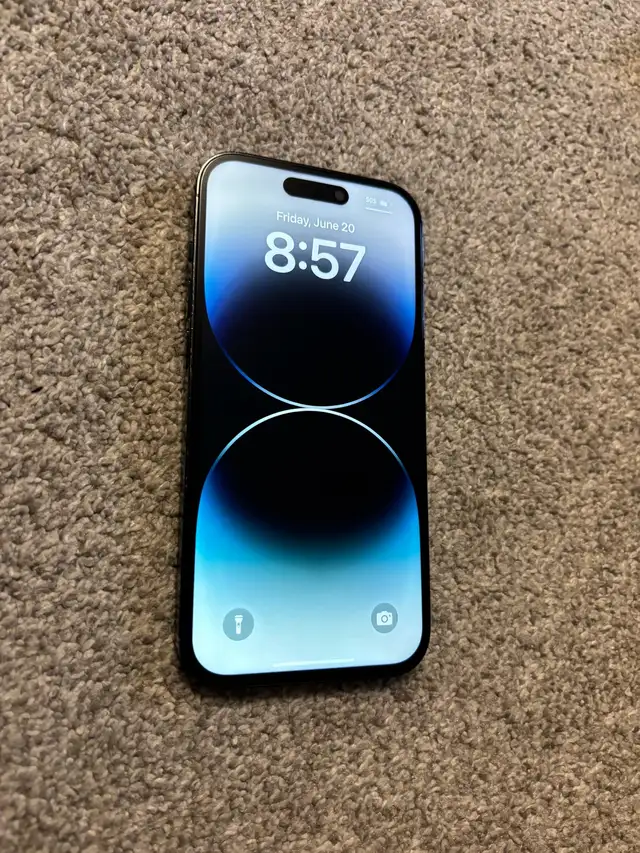 iPhone 14 Pro 256gb unlocked w/90%batteryHealth62863738923137122