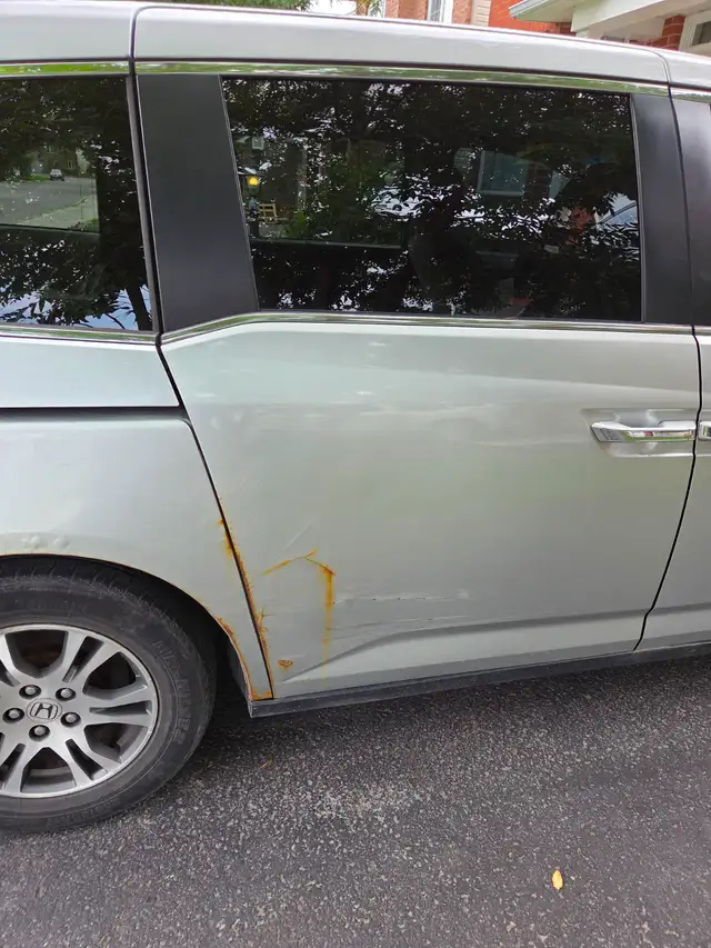 2012 Honda odyssey541162074895831048
