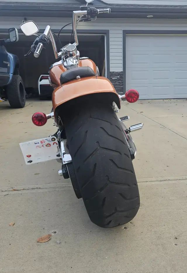 2014 Harley Davidson Breakout FXSB in Street, Cruisers & Choppers in Edmonton - Image 3