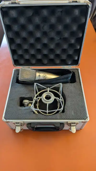 Advanced Audio CM87 (Studio Microphone), View more